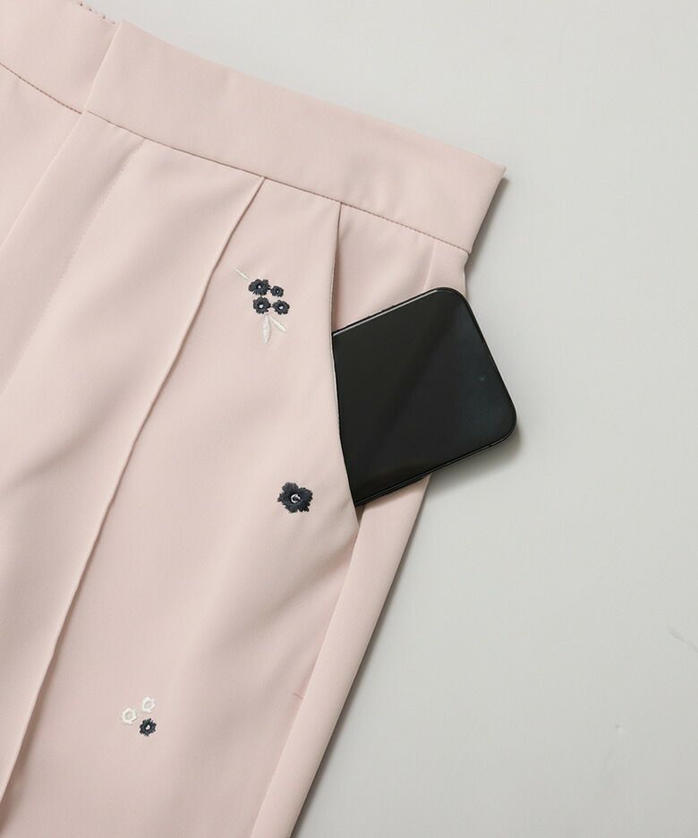 GUCCI 花柄刺繍 パンツ センタープレス